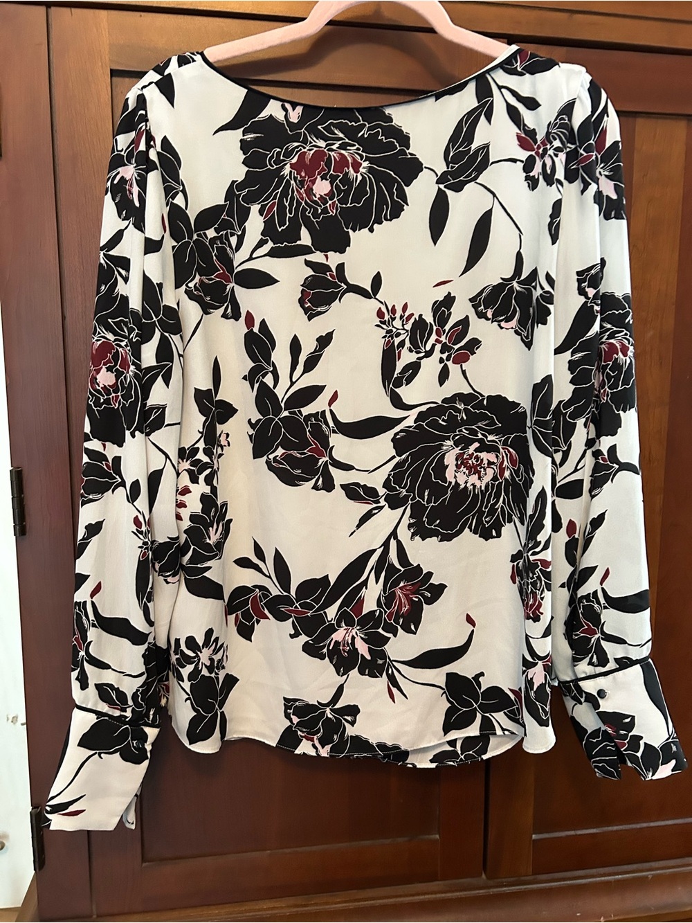 Womens Black & White Floral Long-Sleeve Top size 14 by White House Black Market